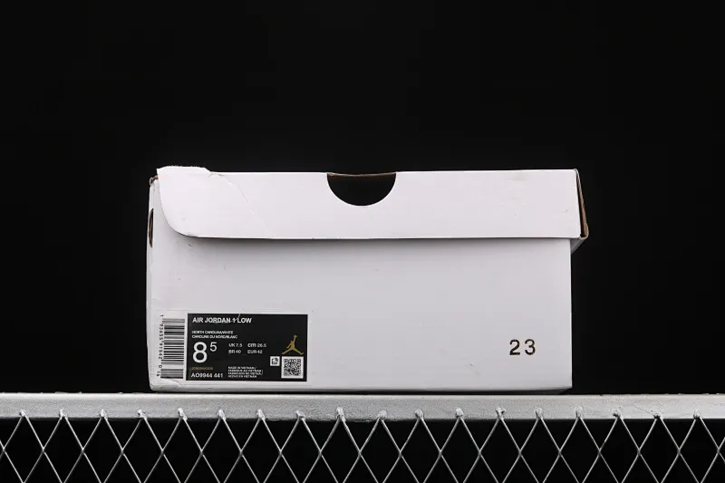 All categories Air Jordan Jordan series basketball shoes Air Jordan 1 Low new version Air Jordan 1 Low Shadow AJ1 Joe 1 North Carolina blue low-top cultural and leisure sports sneakers AO9944-441